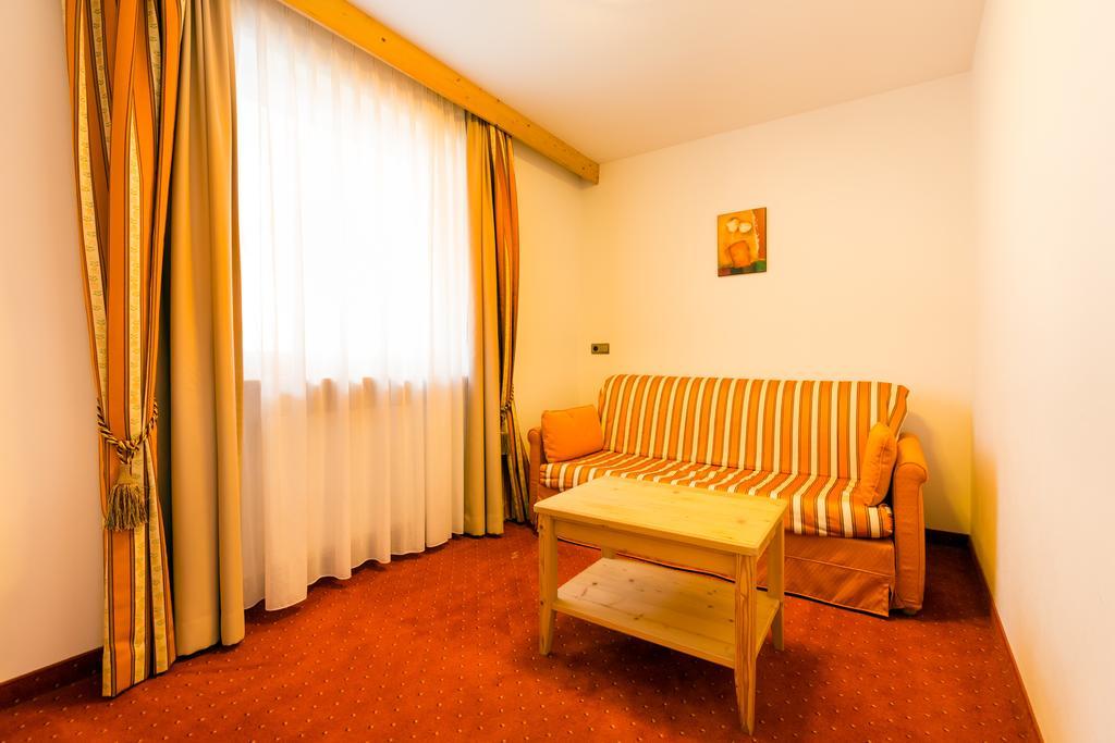 Hotel Schneeberg Family Spa Resort Ridanna Bilik gambar