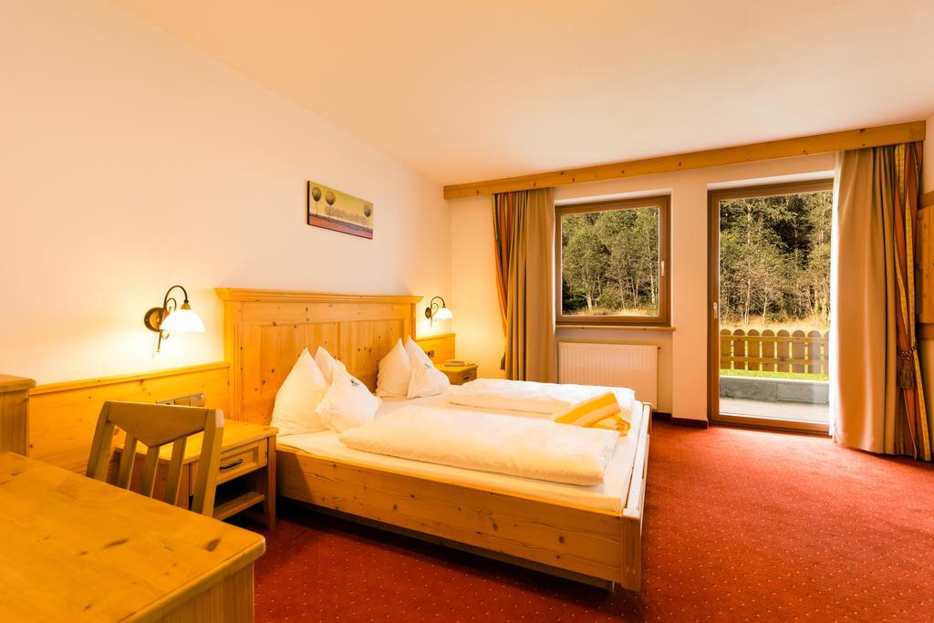 Hotel Schneeberg Family Spa Resort Ridanna Bilik gambar