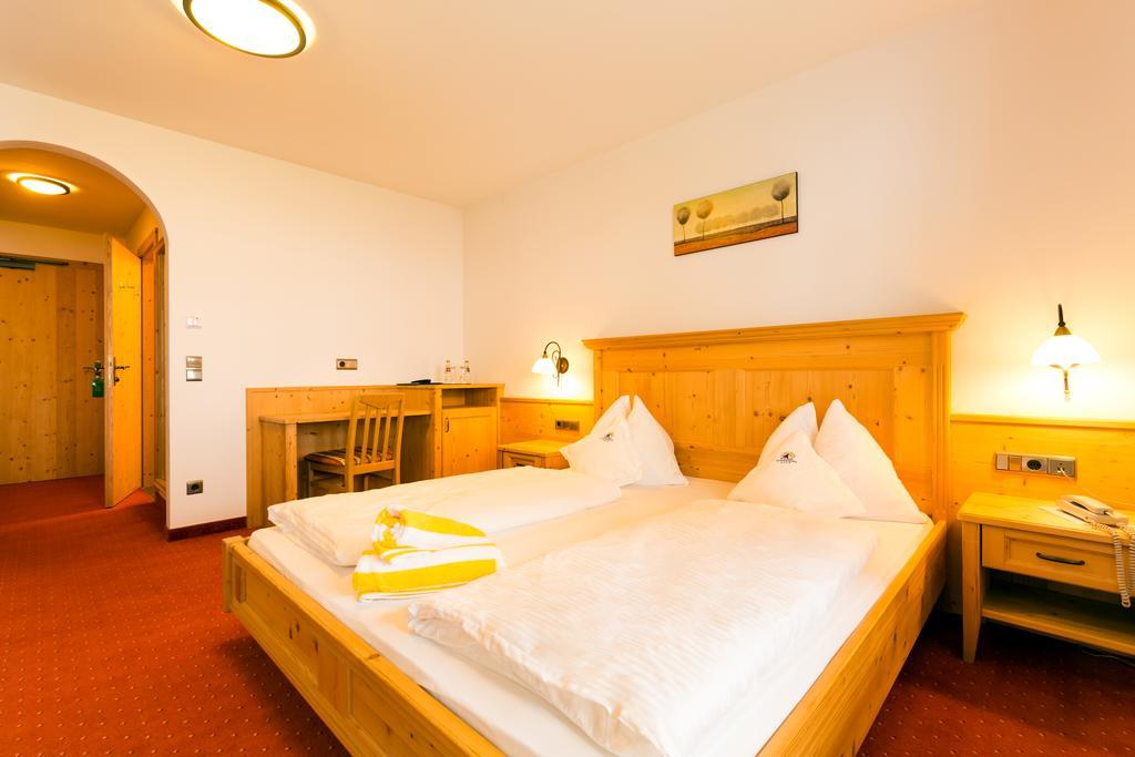 Hotel Schneeberg Family Spa Resort Ridanna Bilik gambar