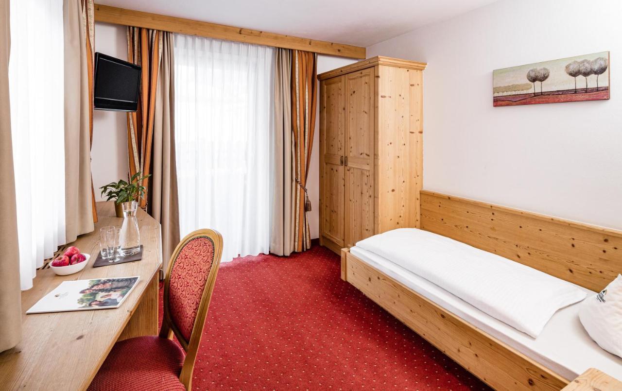 Hotel Schneeberg Family Spa Resort Ridanna Luaran gambar